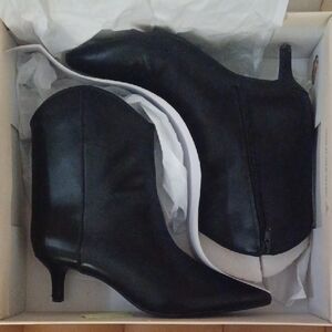 Sleek Black Heeled Ankle Boots